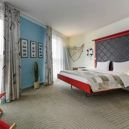 Ibis Styles Mitte Hotel 3*