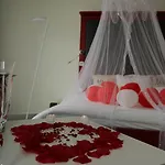 オールシーズンズ ミッテ ホテル