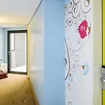 Ibis Styles Mitte Hotel 3*