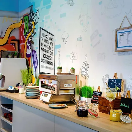 Ibis Styles Mitte Hotel 3*