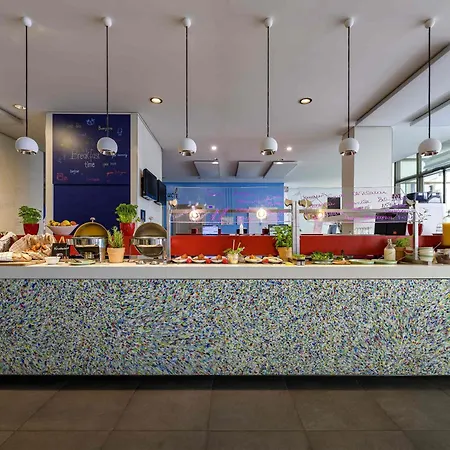 호텔 이비스 스타일스 미테