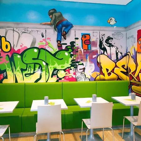 Отель Ibis Styles Mitte Берлин