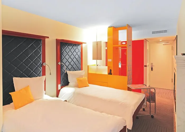 Ibis Styles Mitte 3*
