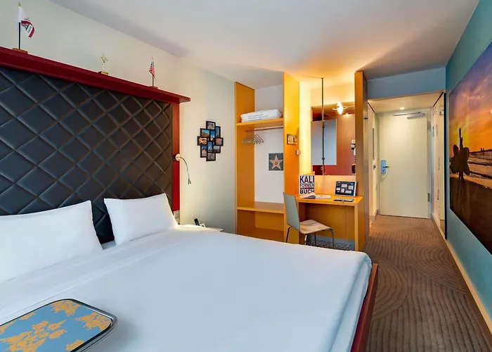 فندق Ibis Styles Mitte 3*