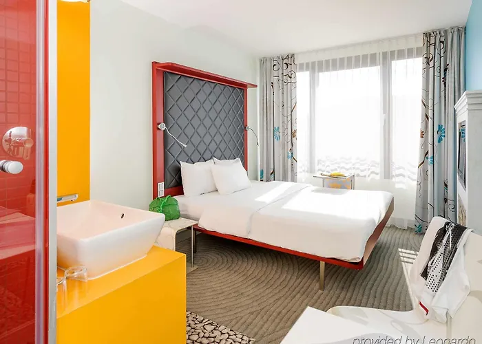 Ibis Styles Mitte 3*