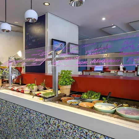 Ibis Styles Mitte Otel